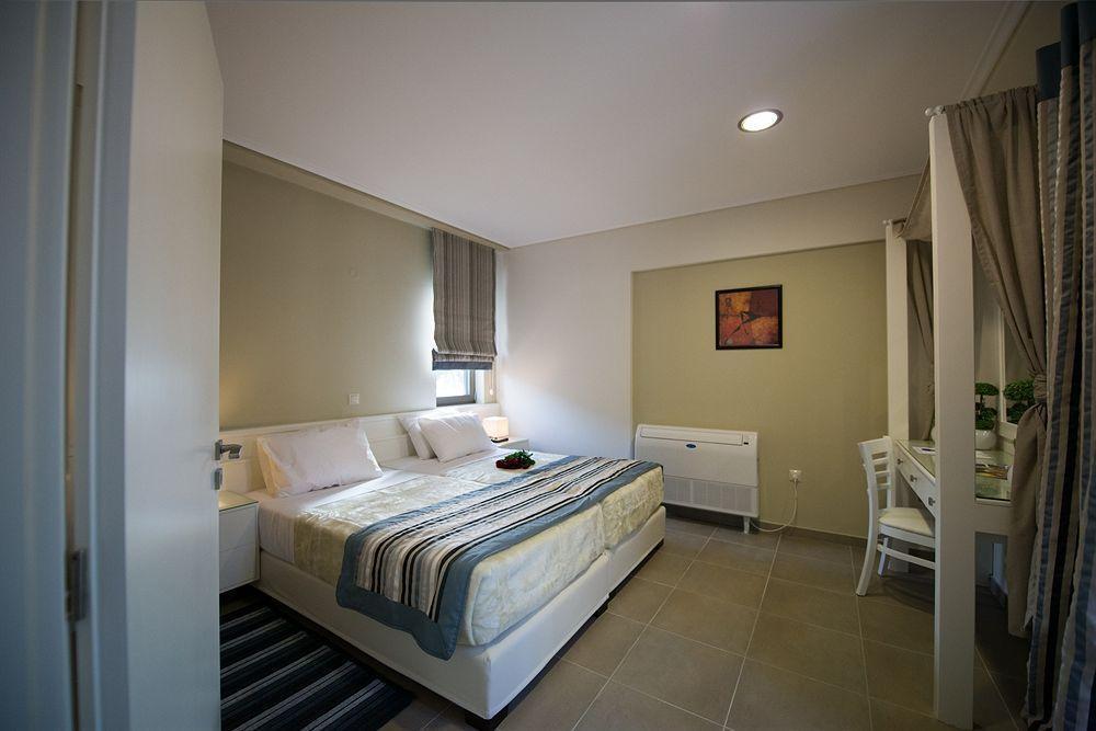 Mantinia Bay Hotel 칼라마타 외부 사진