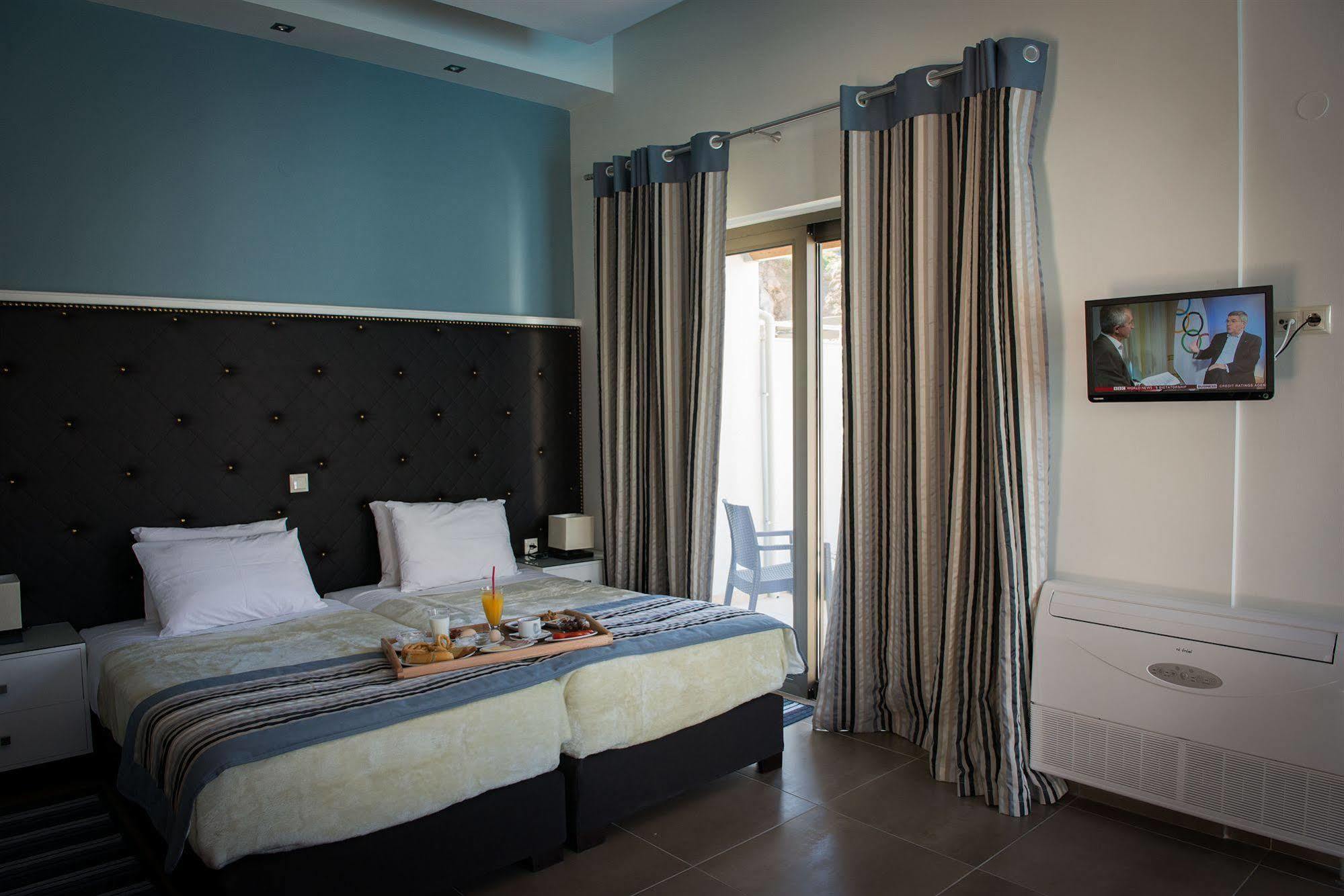Mantinia Bay Hotel 칼라마타 외부 사진