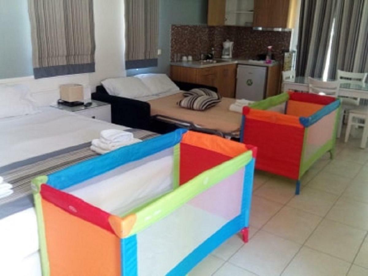 Mantinia Bay Hotel 칼라마타 외부 사진
